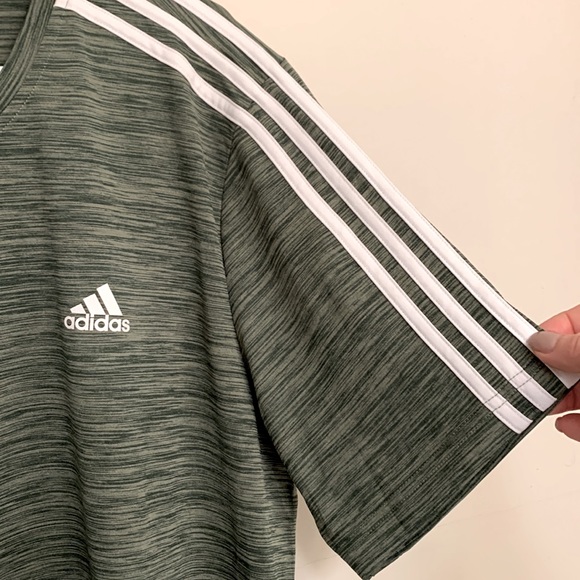 New condition Adidas Shirt - Picture 3 of 7